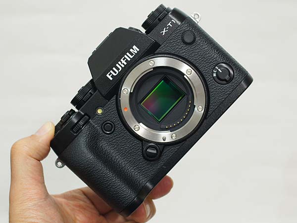 富士フイルム FUJIFILM X-T1の徹底レビュー 一眼レフ・スタイルの