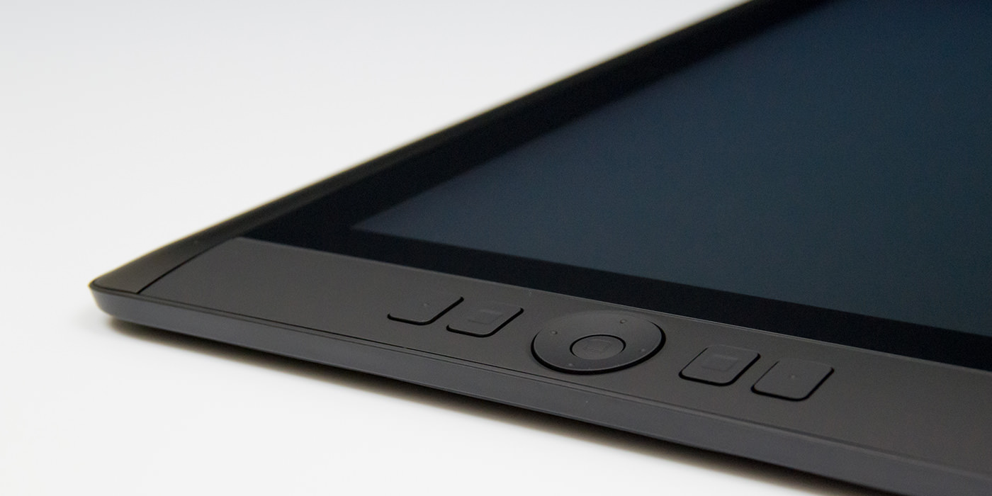 レビュー】便利すぎて笑っちゃう、スリムでプロ仕様の液タブ『Cintiq