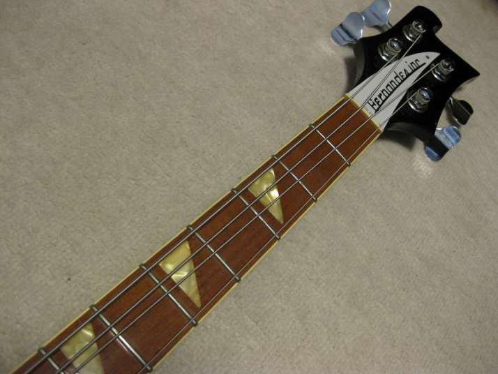 Fernandes Rickenbucker model