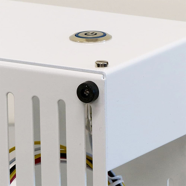 長尾製作所 オープンフレーム ver.ATX ホワイトエディション改