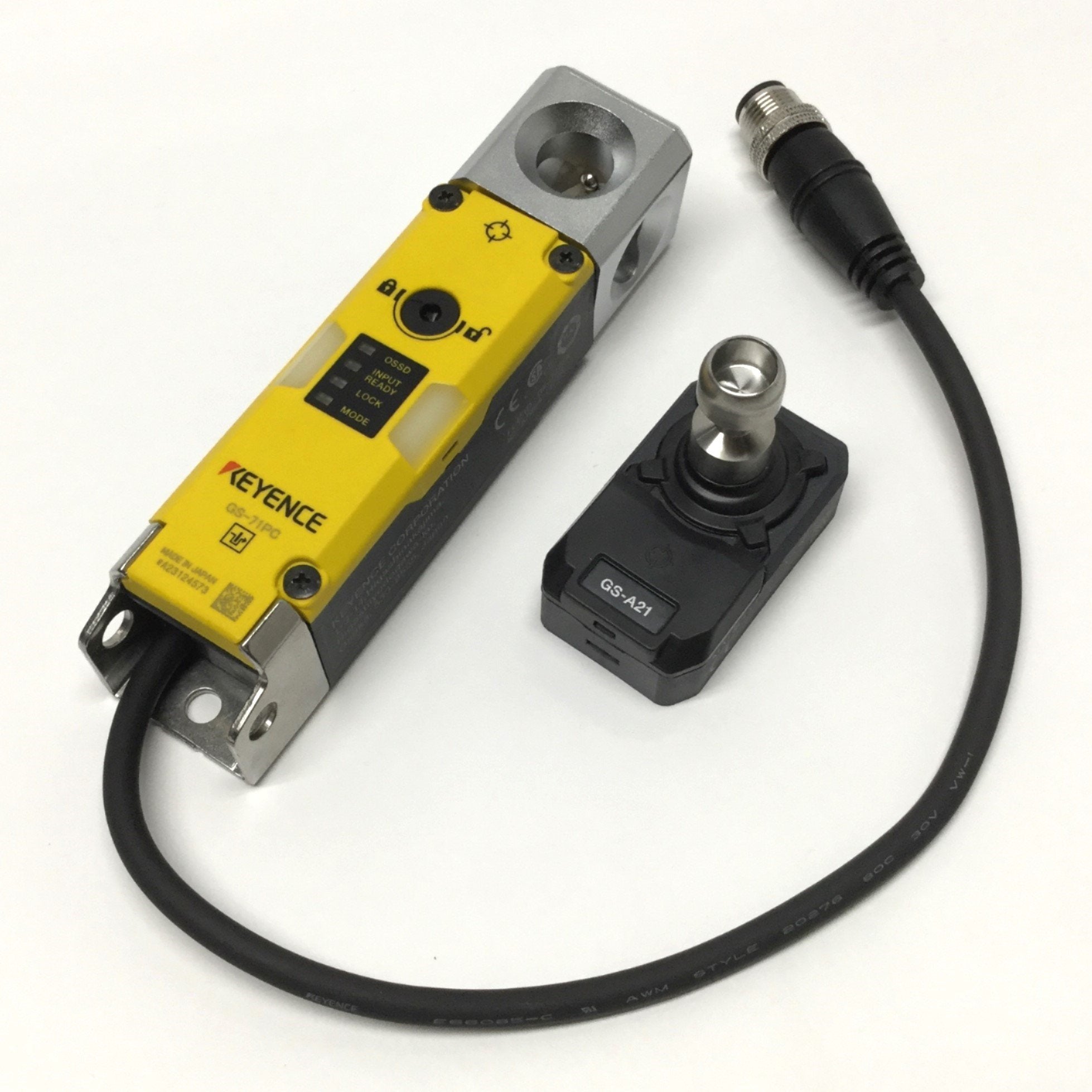 Keyence GS-71PC Safety Door Guard Interlock Switch, Power-to-Lock