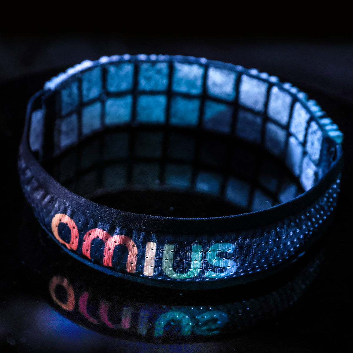 Headband with Cooling Pieces – Omius Inc.