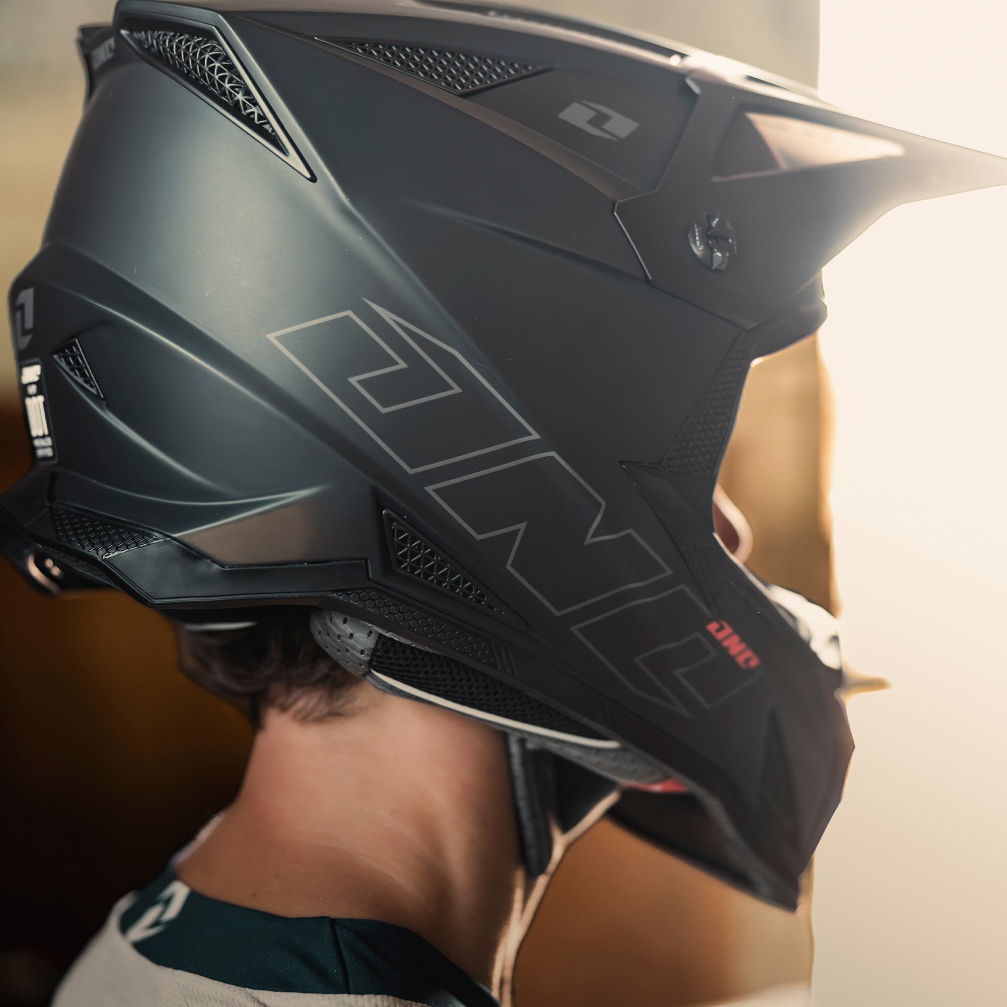 X-297 HELMET - HORIZON BLACK/GRAY – ONE Industries