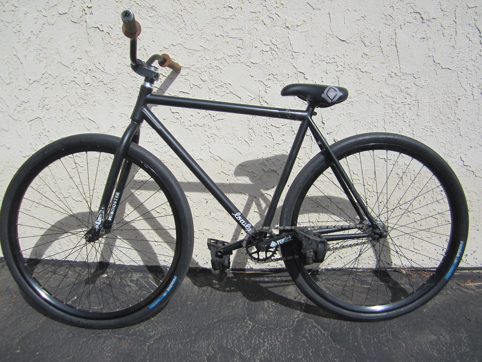 Volume Thrasher v1 - Pedal Room