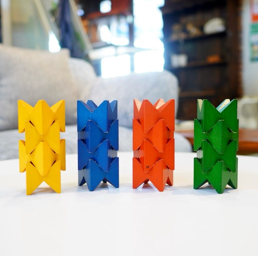 ネフ / Naef ネフスピール 積み木 おもちゃ 16ピース スイス製 木製