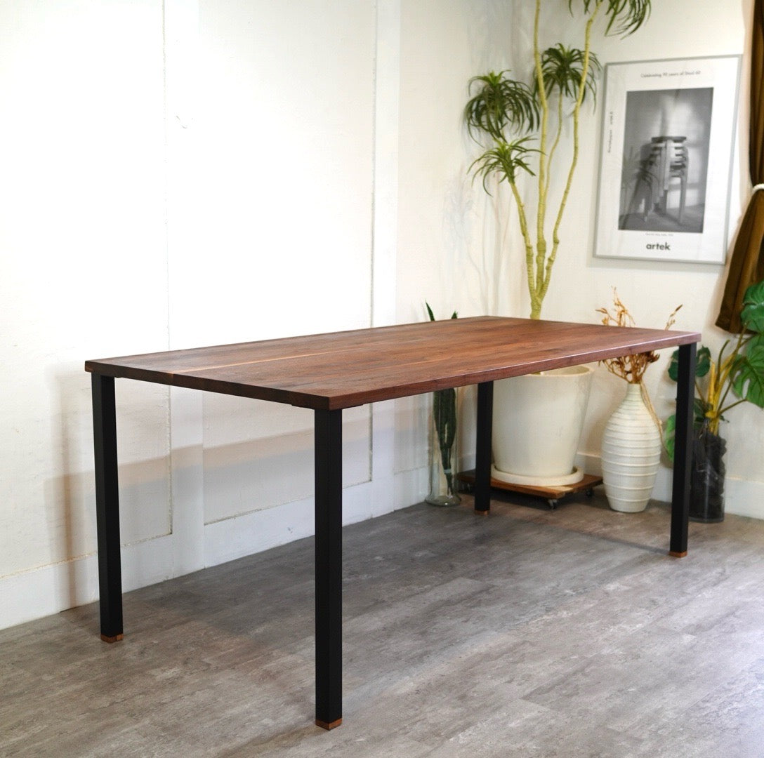 ノーウェアライクホーム / NOWHERE LIKE HOME ノードⅡ ダイニング