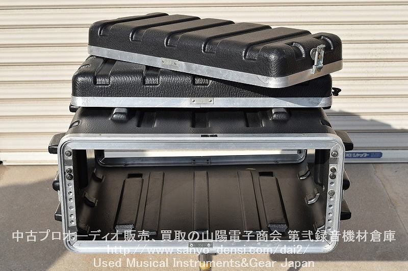 即決◇中古 ARMOR 4Uラックケース ARMOR 中古 アルモア FRP製ラック