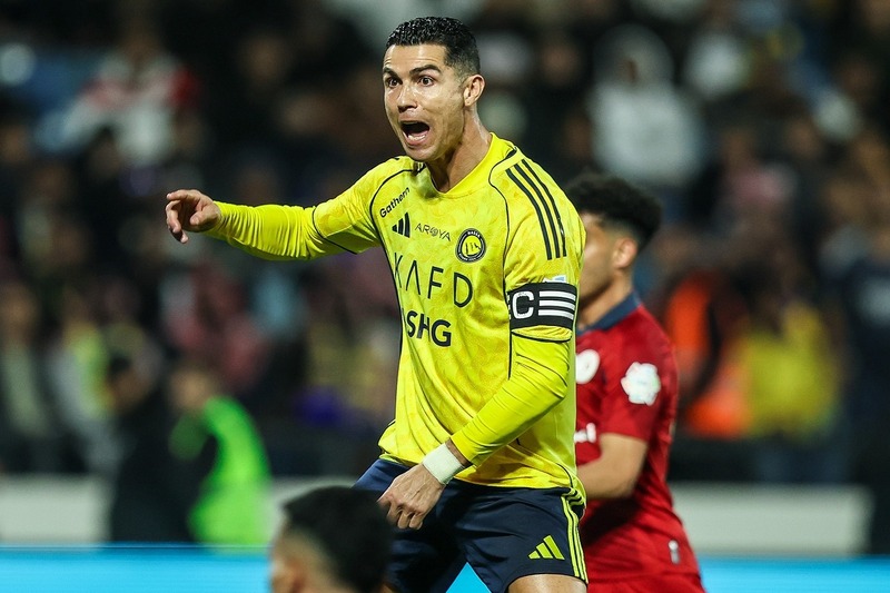 次元が違う…総額44億円！ C・ロナウドの“超高級車コレクション”を