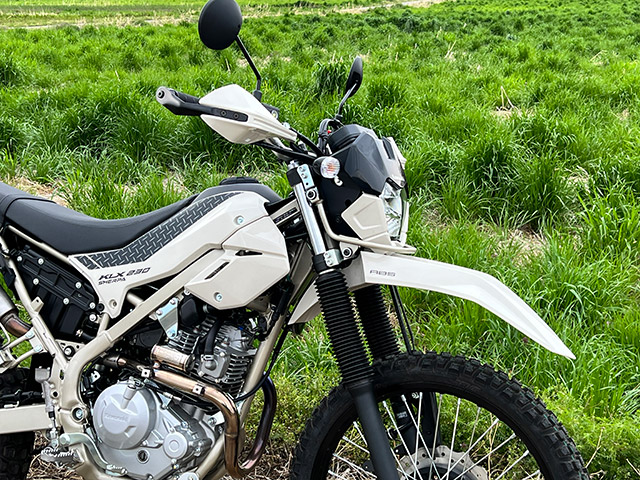 KLX230シェルパ / S / SM / DF (8BK-LX232A) POWERBOXパイプ ※ 只今ご