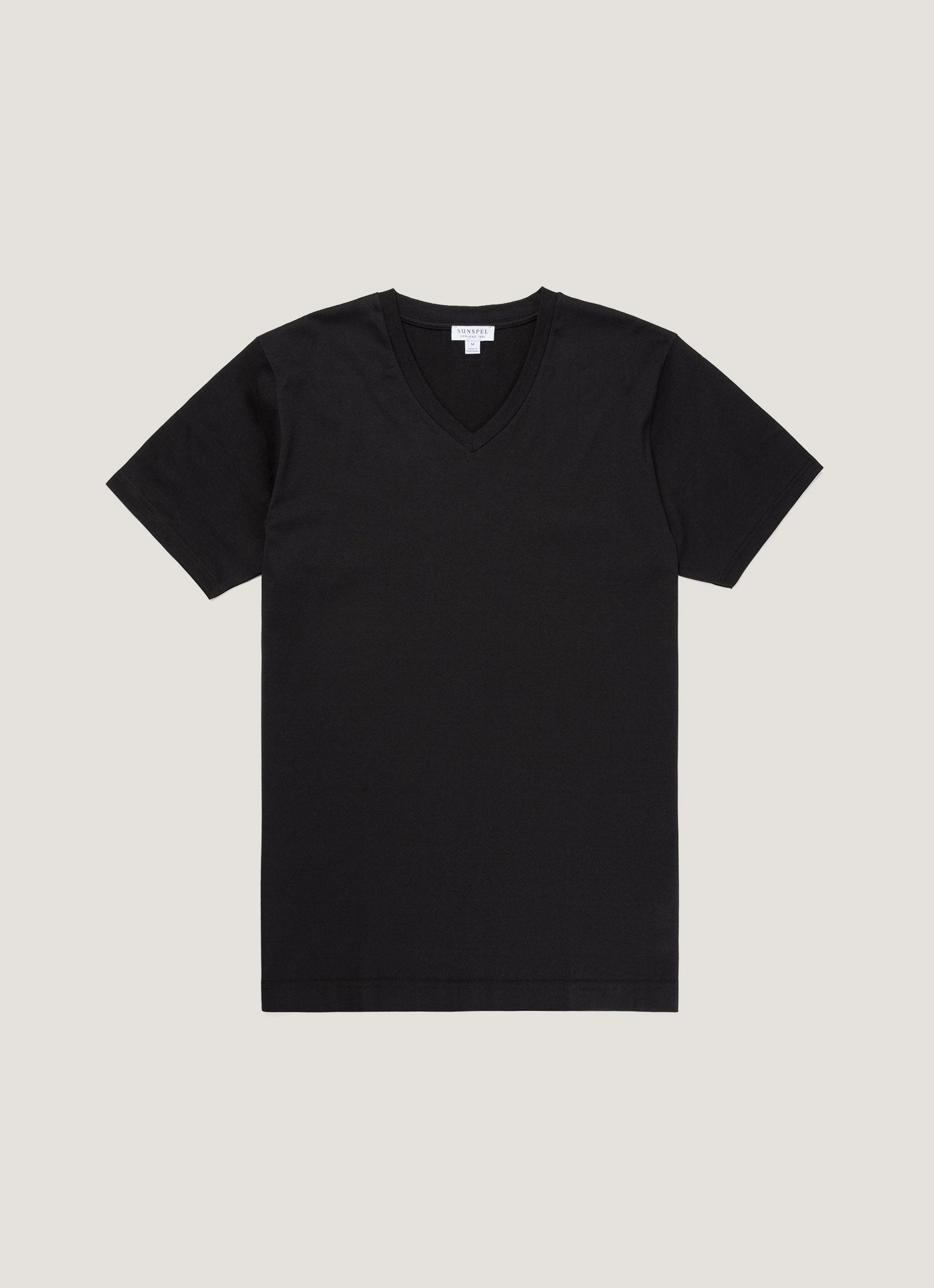リヴィエラ（ミッドウェイト） Vネック Tシャツ（Black）| Sunspel