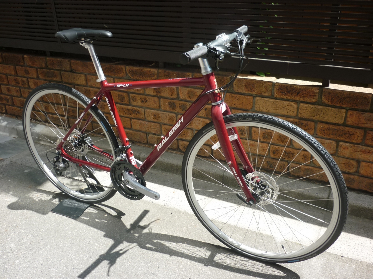 RALEIGH】限定特価！ディスク化を果たしたラレー定番のクロスバイク