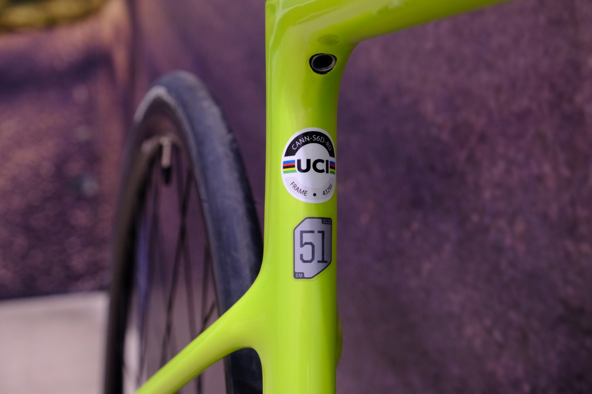 まばゆいネオンイエローの超速レーサー!!!![CANNONDALE SUPERSIX Evo