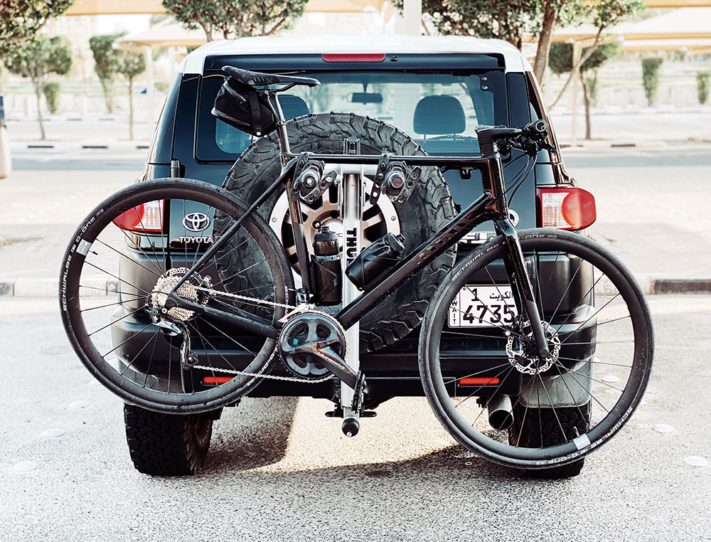 Canyon Roadlite CF 8.0 – 2:48AM – Entertaining Kuwait since 2003