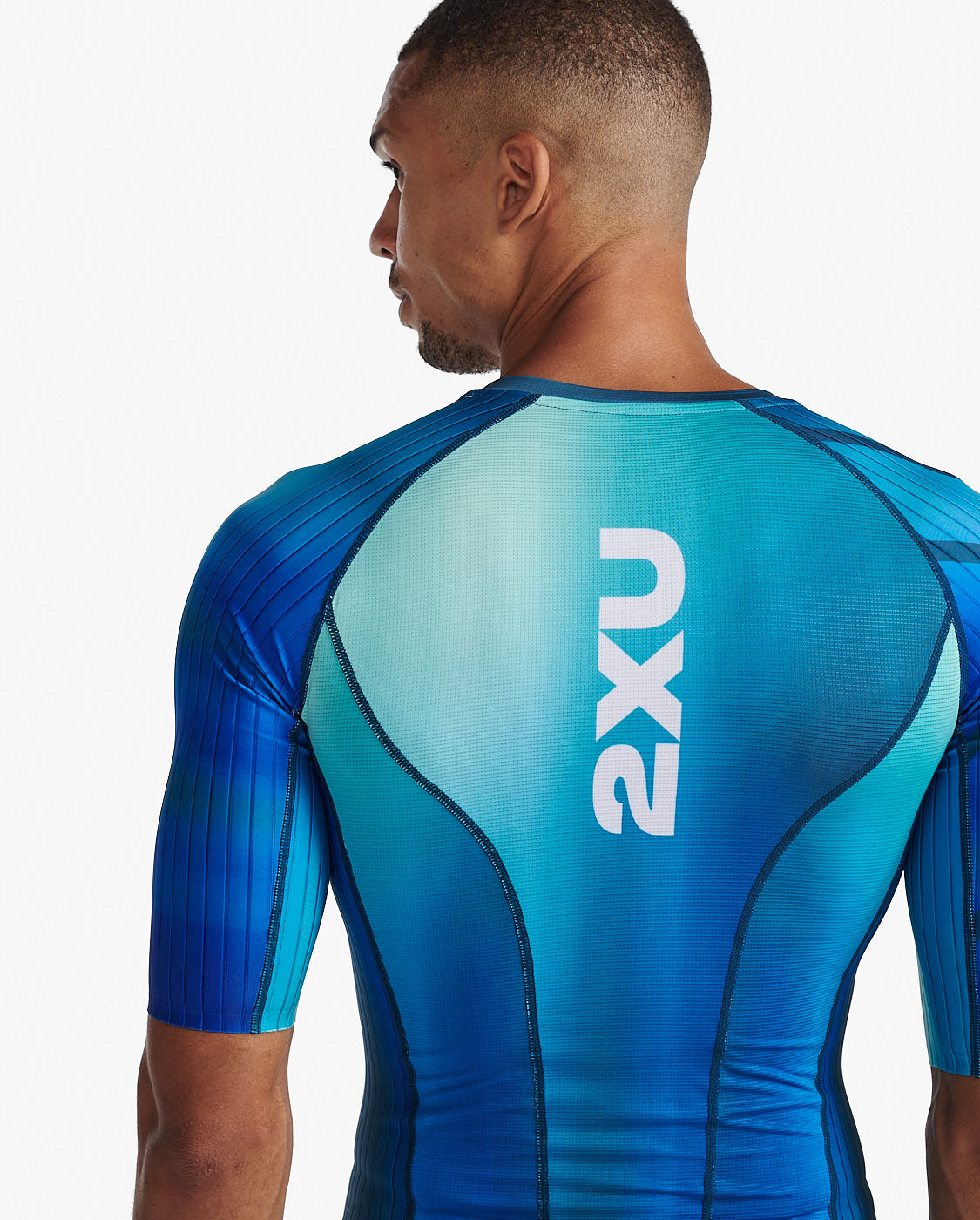 Aero Tri Sleeved Top – 2XU