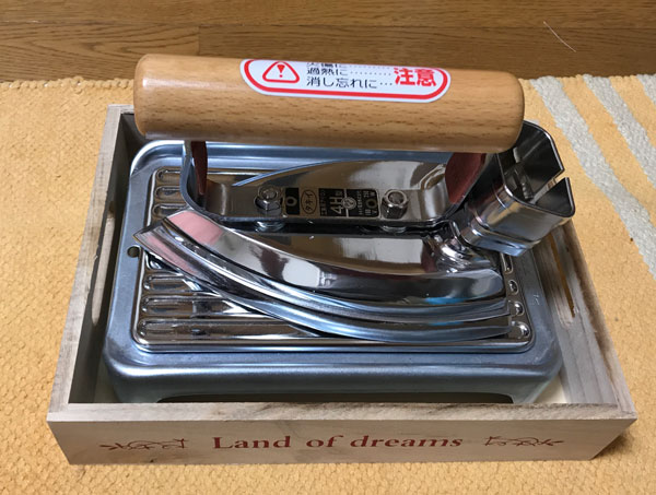 タキイ製のアイロン – タンポポ和裁