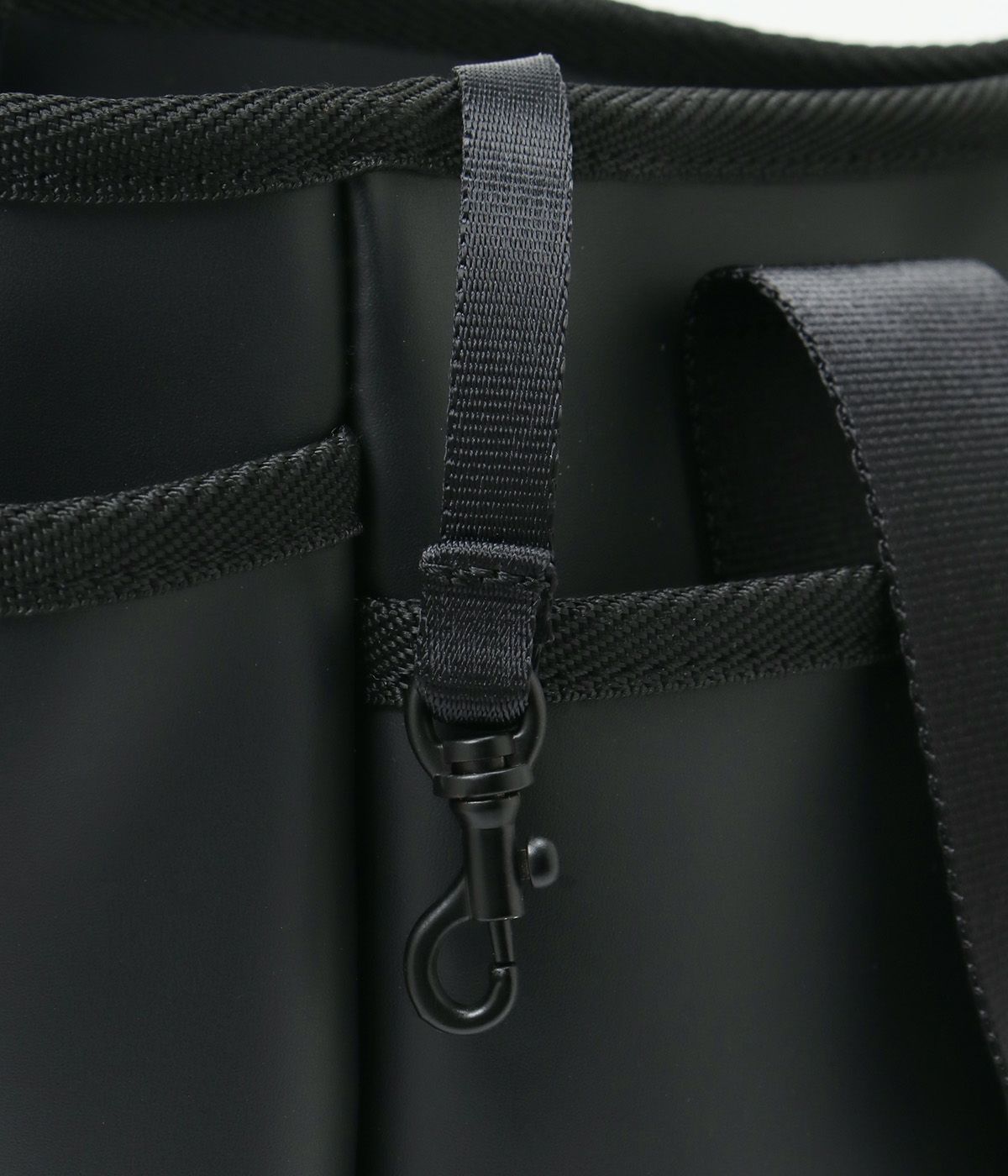 LEATHER ROUND BAG | TFW49（ティーエフダブリュー）Official EC Store