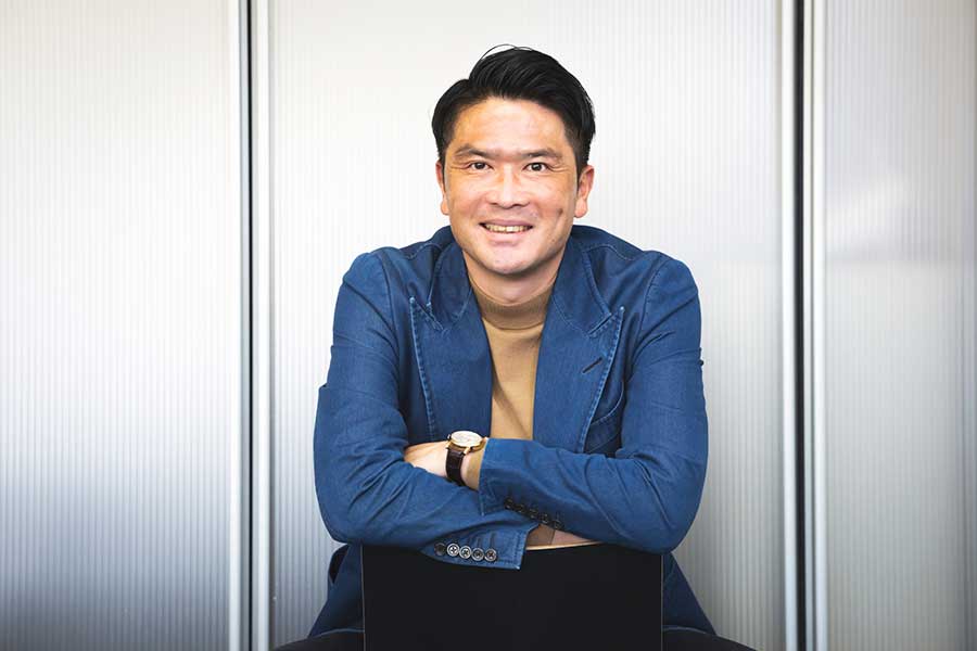 環境は変えられない― 離島で生まれ育った岩政大樹がプロサッカー選手に