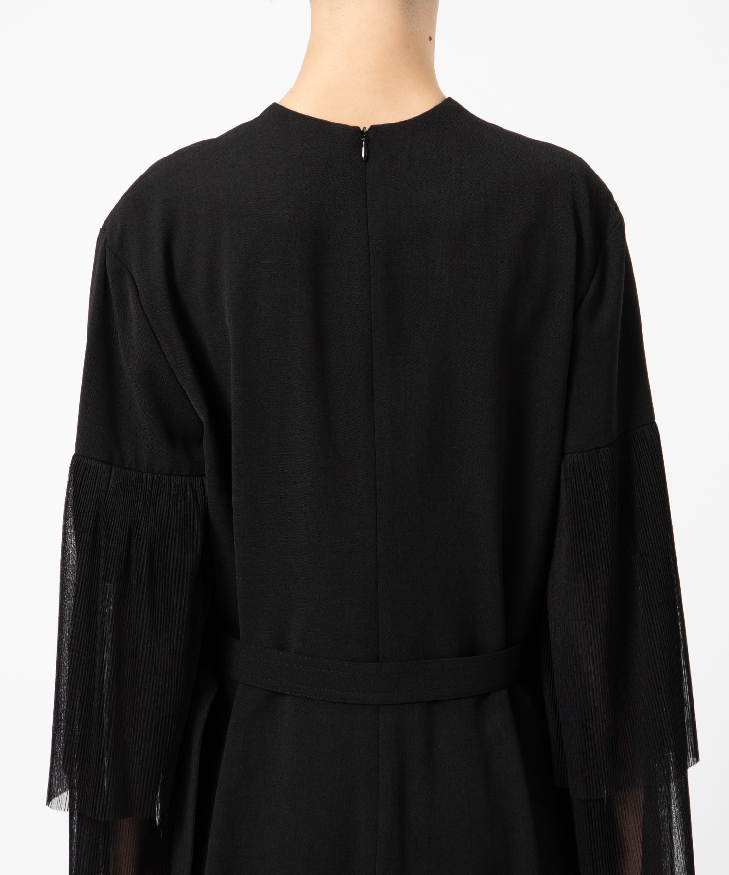 Tiia pleats sleeve dress BK｜AKIRANAKA（アキラナカ）正規取り扱い