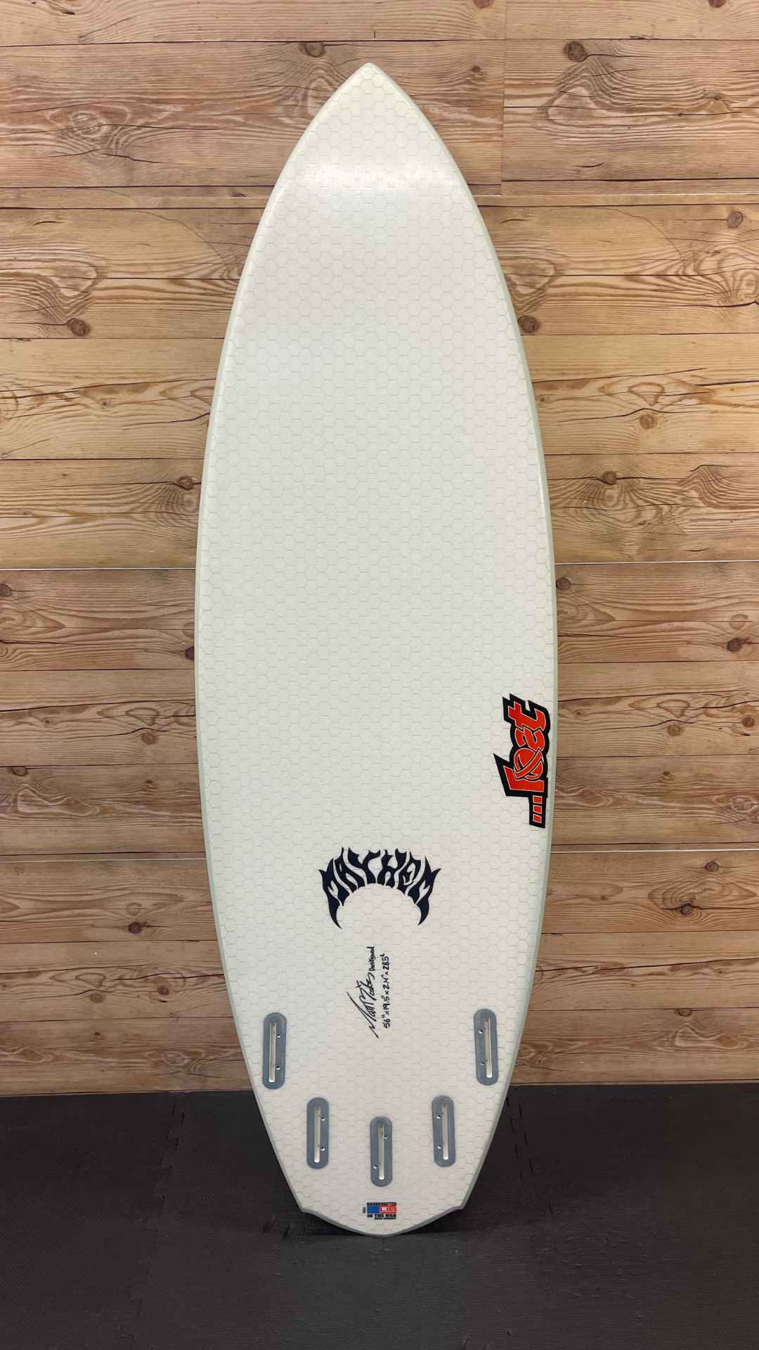 USED SURFBOARD 5'6