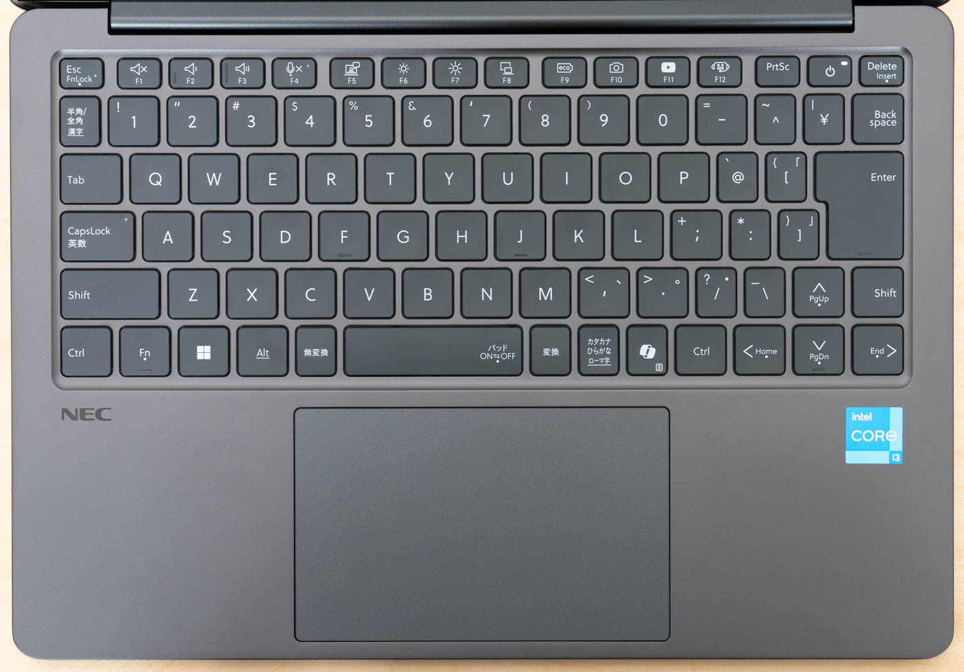 NEC LAVIE SOLの購入レビュー - デザイン重視ならおすすめ