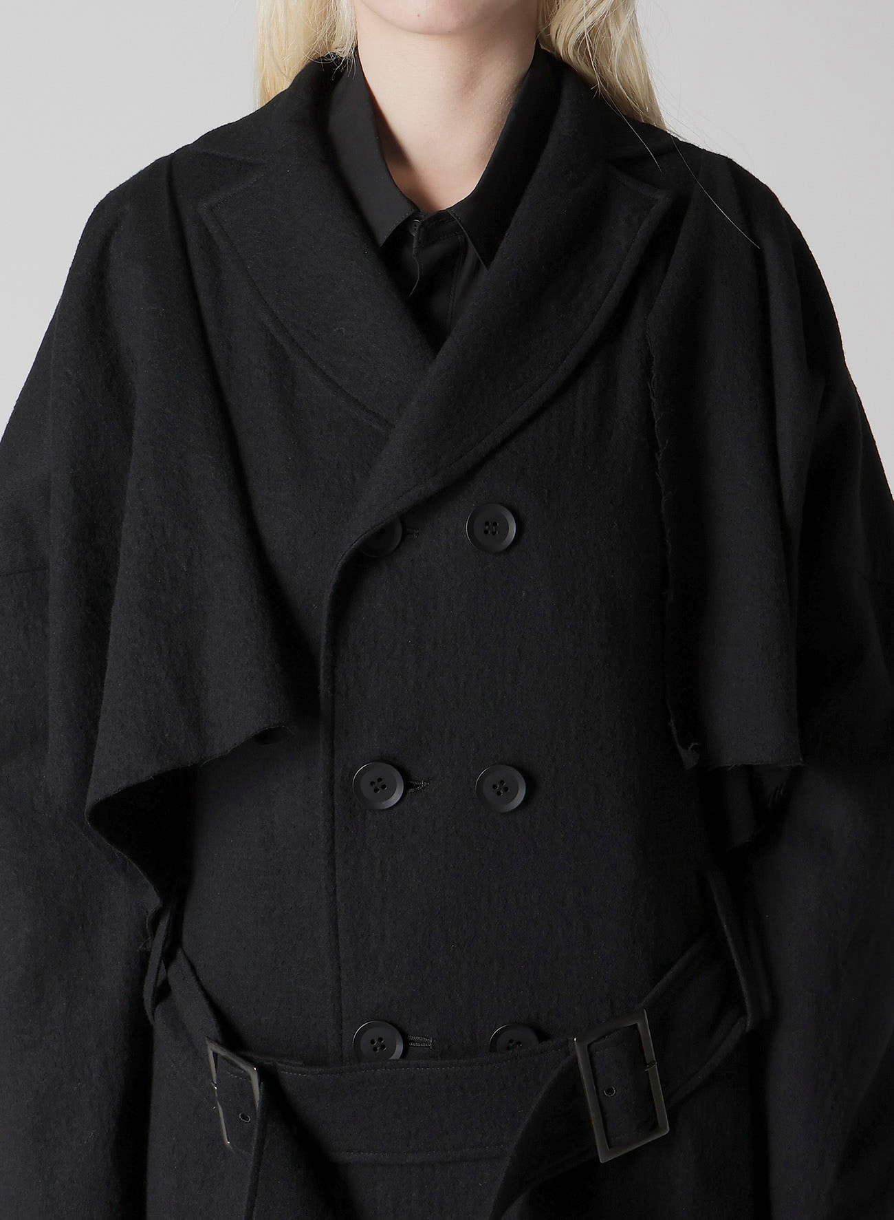 SHRINKED SERGE TRENCH COAT WITH BELT(S Black): Soldes｜THE SHOP