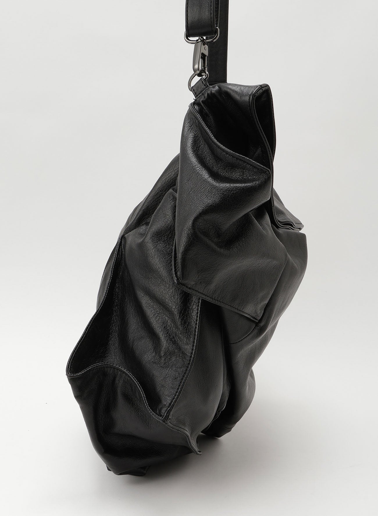 Cubic shoulder – THE SHOP YOHJI YAMAMOTO