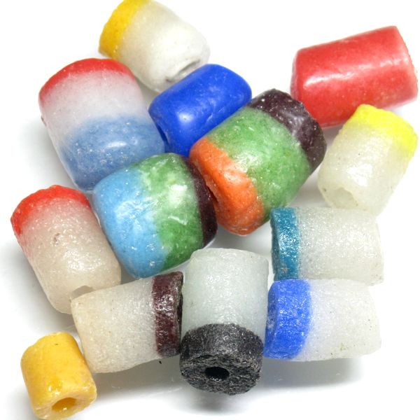 アフリカのとんぼ玉