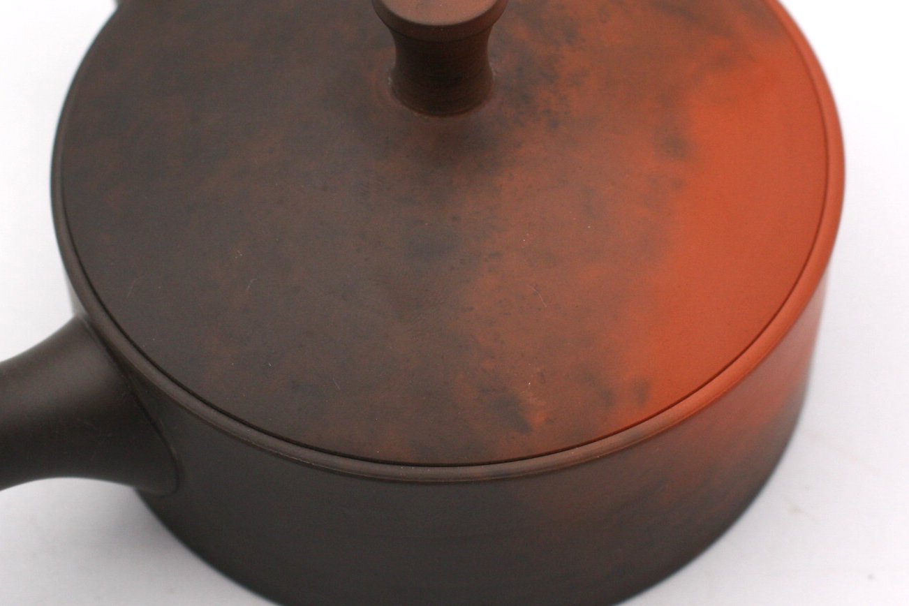 岩瀬弘二 朱窯変平切立型急須 陶製茶こし kouji011 - 常滑焼急須館