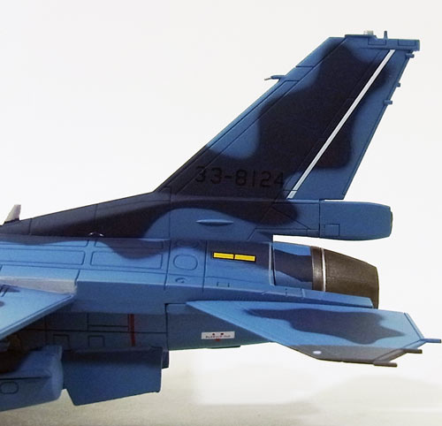 Hobby Master 三菱F-2B（複座型） 航空自衛隊 第4航空団 第21飛行隊