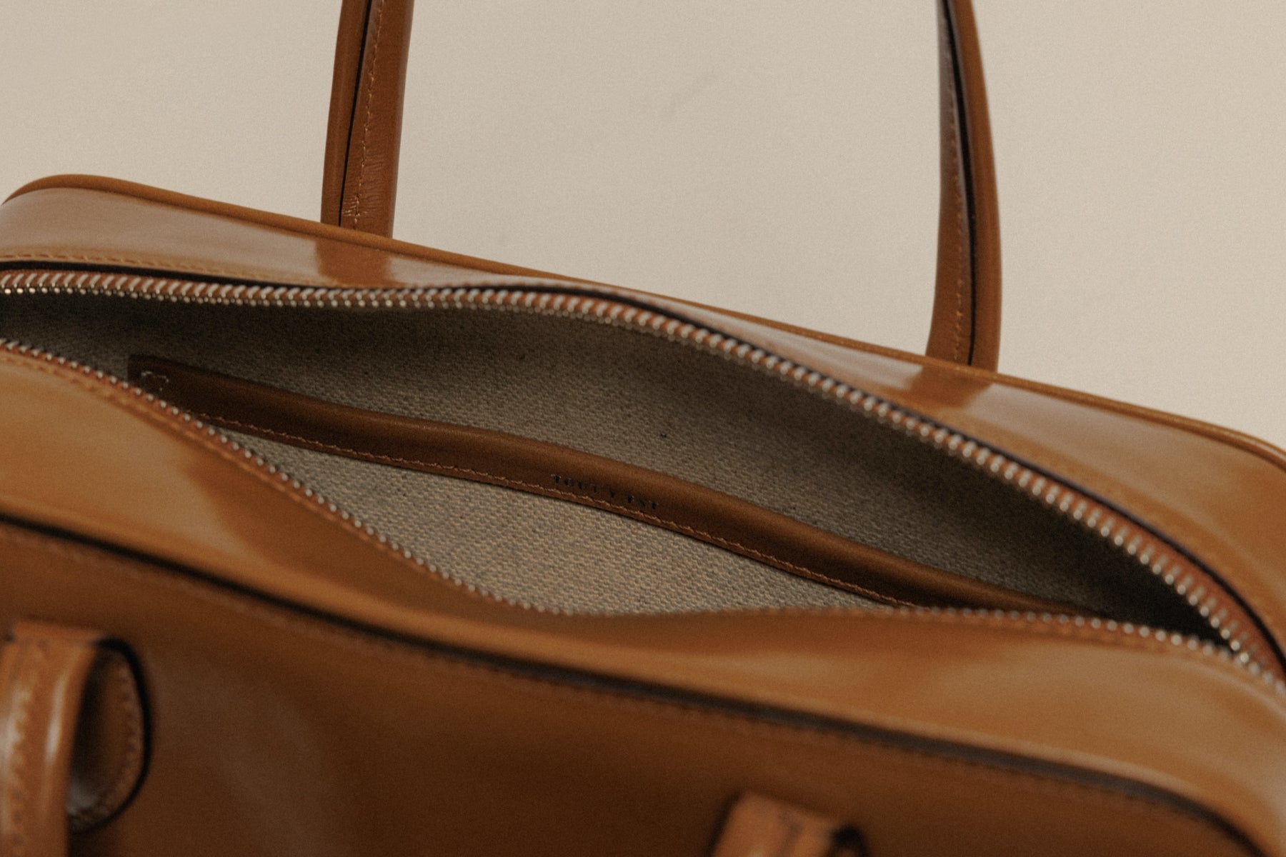 SAC LOQUET SMALL CARAMEL – TOUT Y EST JP