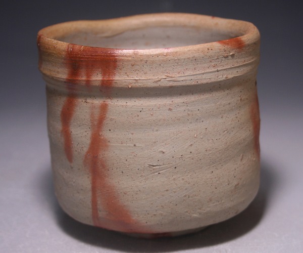 山本陶秀 作 「備前緋襷筒茶碗」 ～備前焼専門卸小売店 川口陶楽苑～