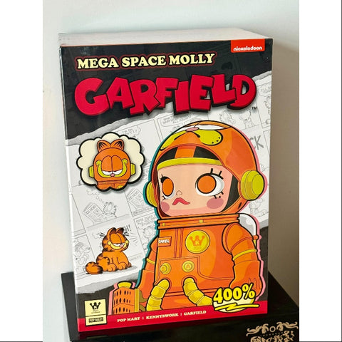 MEGA SPACE MOLLY 400% Garfield Model A 2024 LIMITED – TOYSEZ
