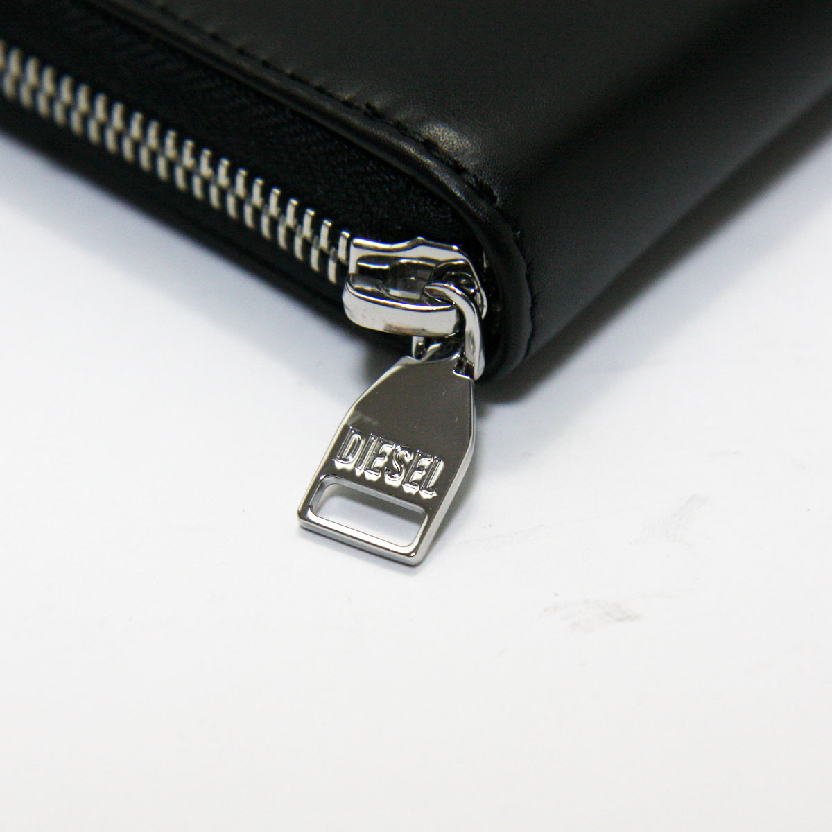 楽天市場】【送料無料】DIESEL 財布 ディーゼル 長財布 メンズ GARNET