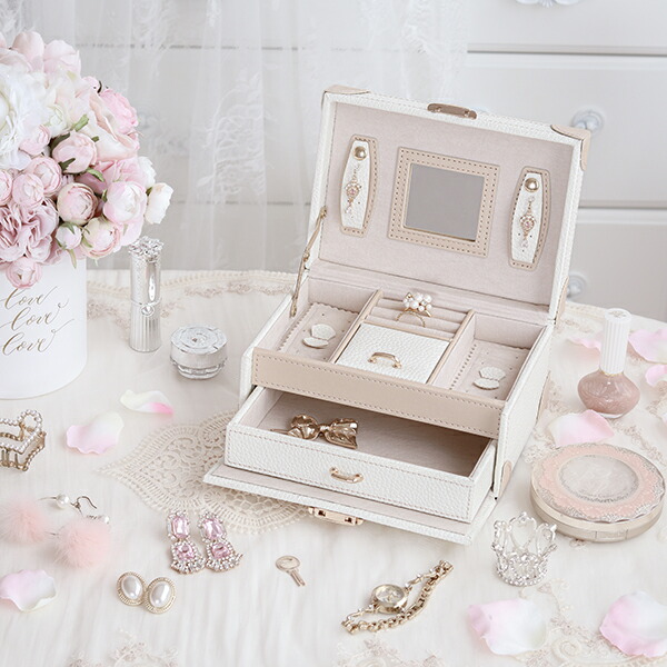 楽天市場】アクセサリーボックス/トランク型(M)｜姫系 かわいい