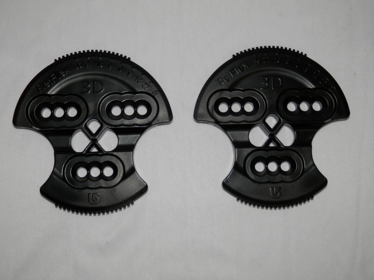 楽天市場】BURTON 3D HINGE DISC 2枚組です : サーフマーサ