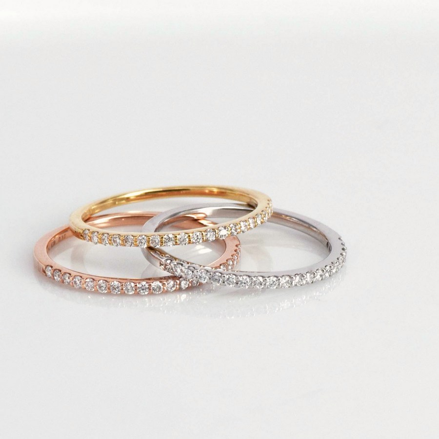 楽天市場】ダイヤモンド リング ピンキー ハーフ エタニティ 18金