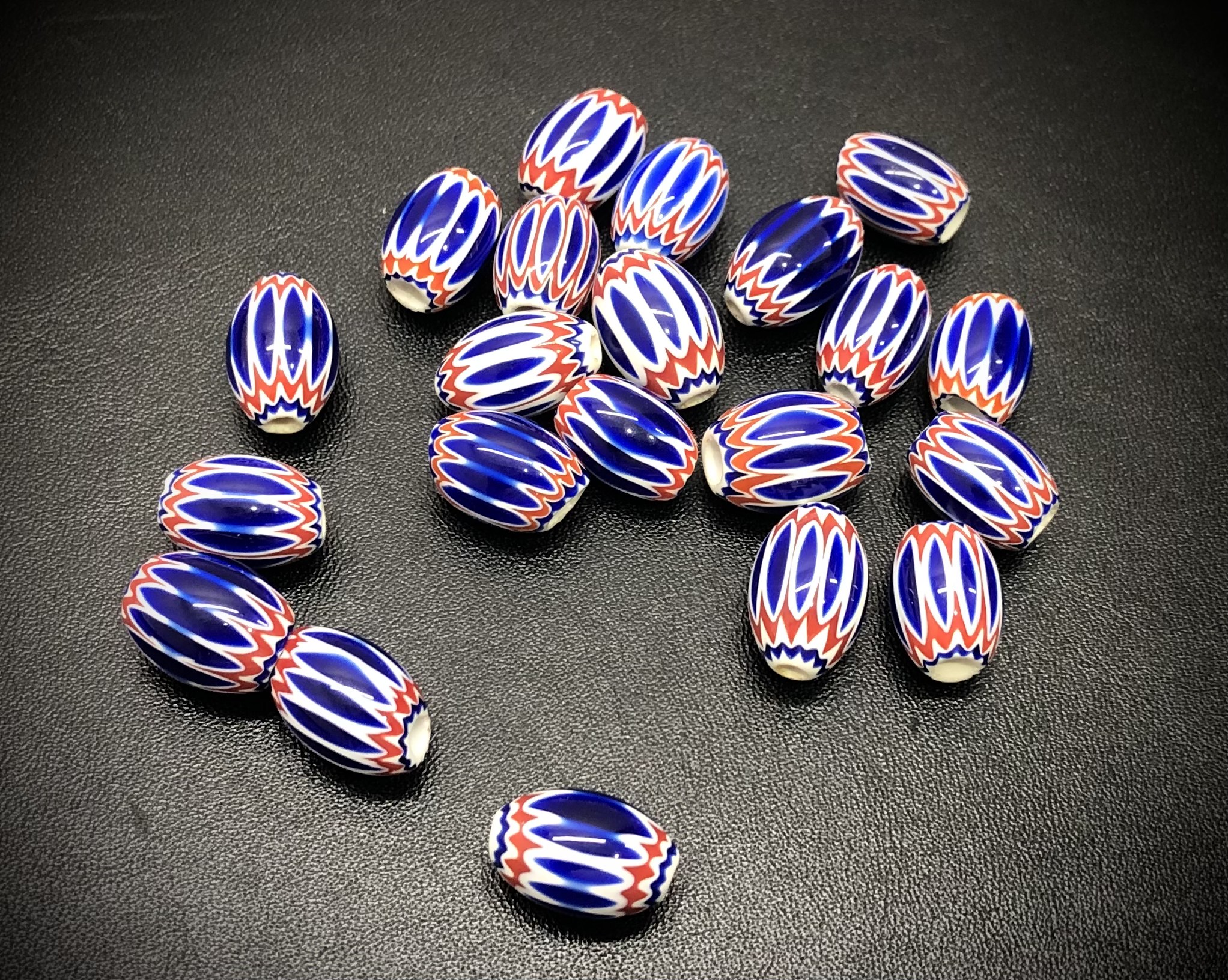 楽天市場】シェブロンビーズ ゴローズ検索 (青/白/赤/大)※1粒の価格に