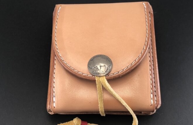 楽天市場】ゴローズ goro's [新品] 新型二つ折り財布 サドル