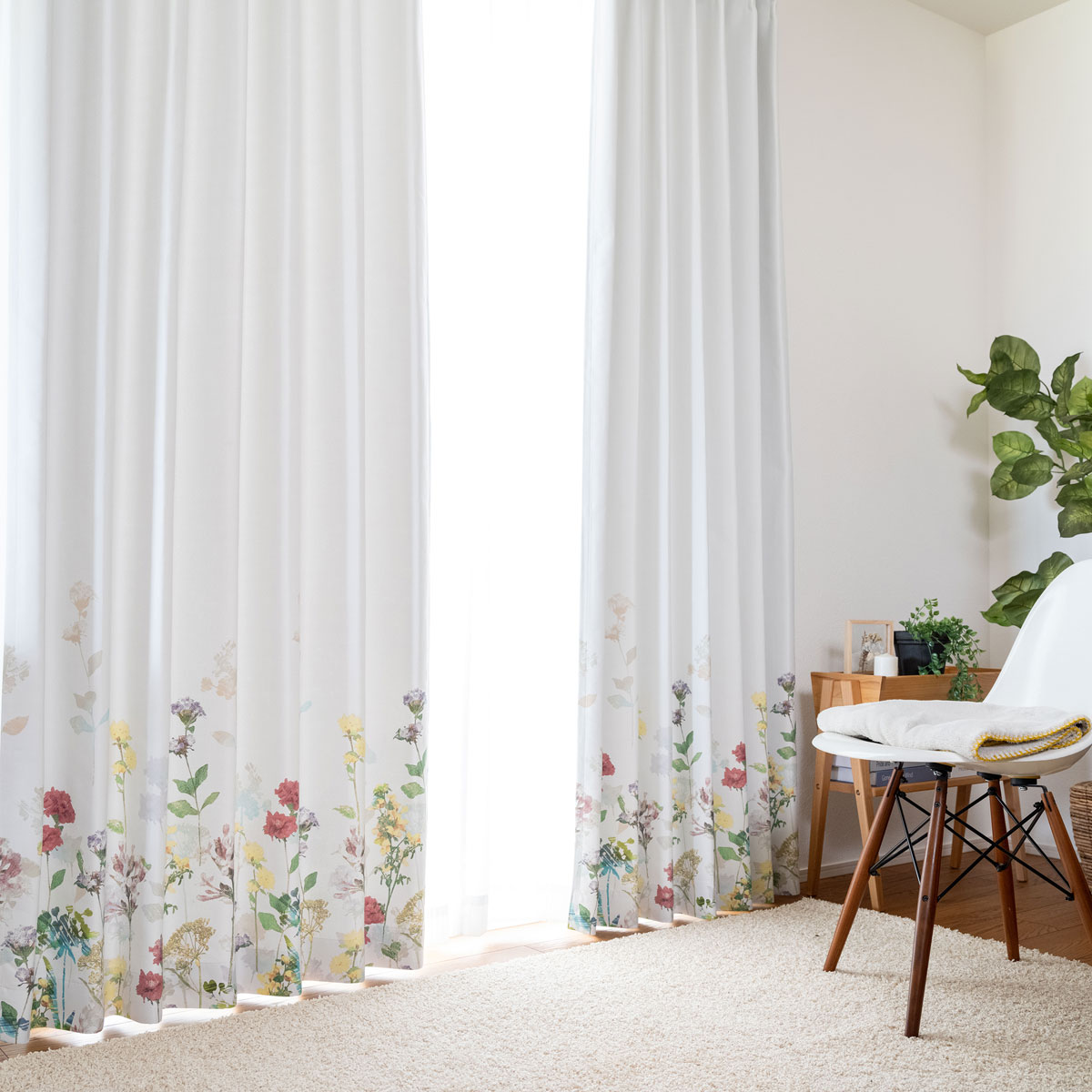 楽天市場】遮光2級・遮熱カーテン（下部絵羽 花柄カーテン9303