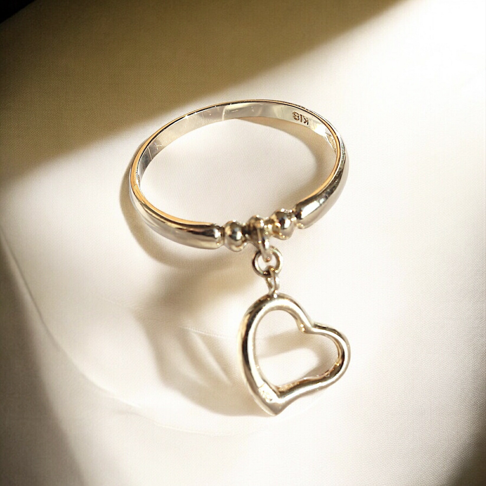 楽天市場】【新品仕上げ】 K18 リング 指輪 ハートモチーフ 高級 11号