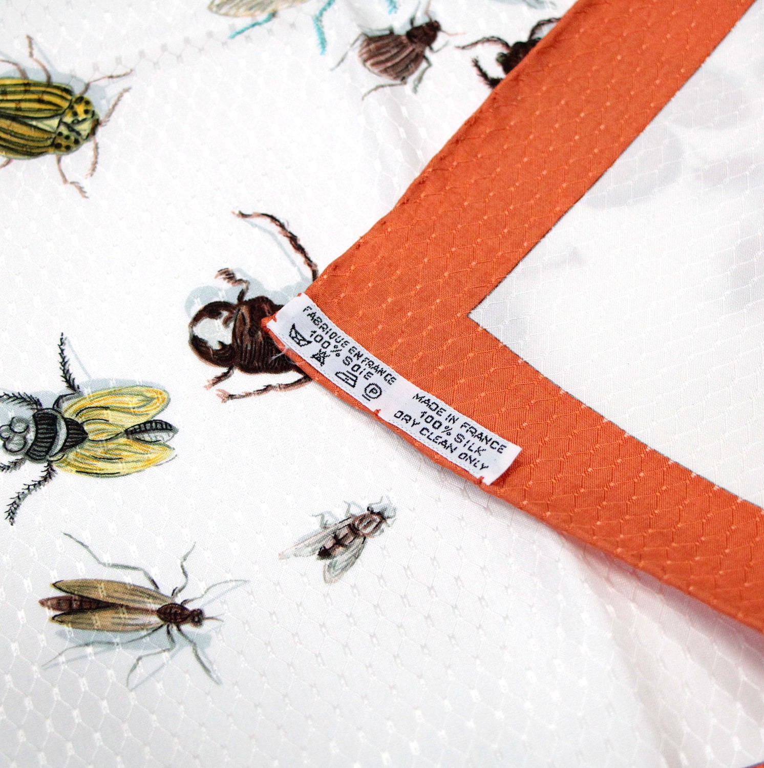 楽天市場】美品 エルメス HERMES カレ90 Insect 昆虫 大判スカーフ 白