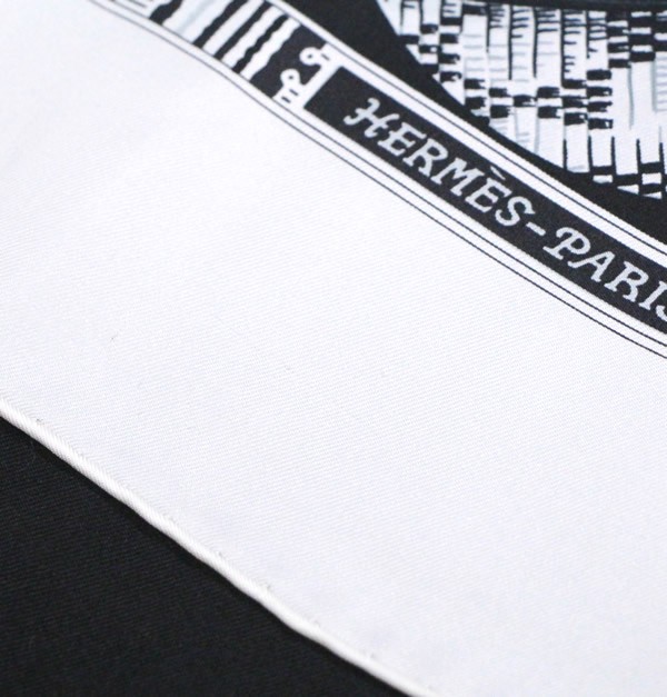 楽天市場】エルメス HERMES カレ90 Au Son du Tam Tam タムタムの音に