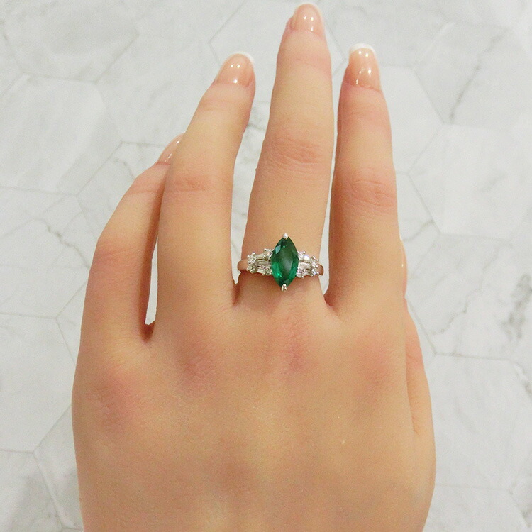 楽天市場】【半額】 エメラルド リング プラチナ PT900 (5月誕生石