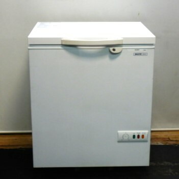 楽天市場】【中古】2004年製 サンヨー 冷凍 ストッカー SCR-R13V 135L