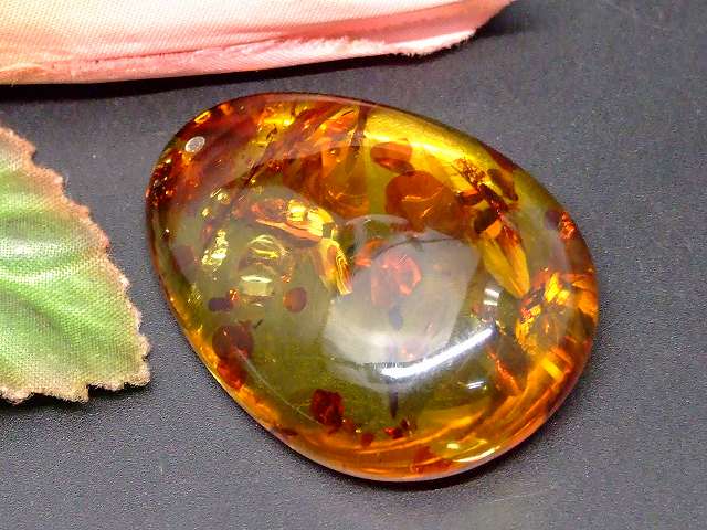 楽天市場】65958 花アンバー 琥珀 41mm×31mm 5A 1個売り ルース 裸石