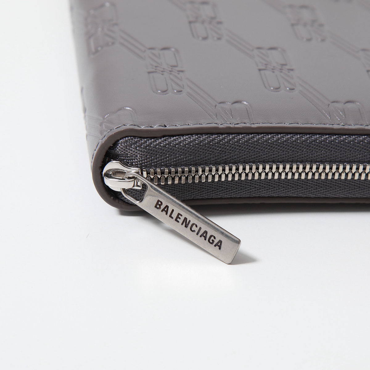 楽天市場】BALENCIAGA バレンシアガ ラウンドファスナー長財布 717787