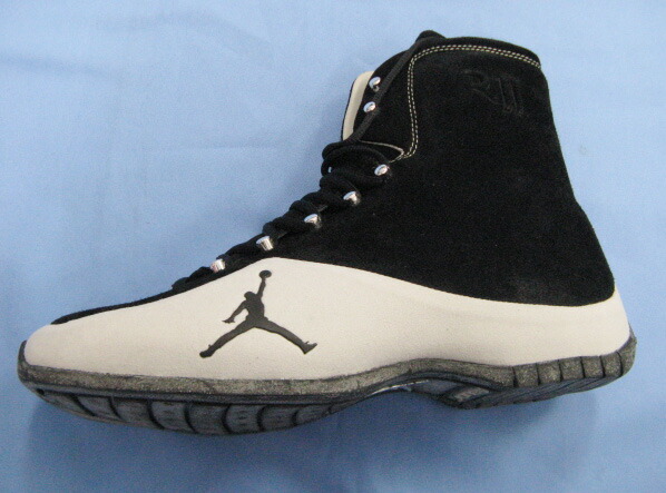 楽天市場】【JORDANシリーズ】 ロイ・ジョーンズJR（黒/白