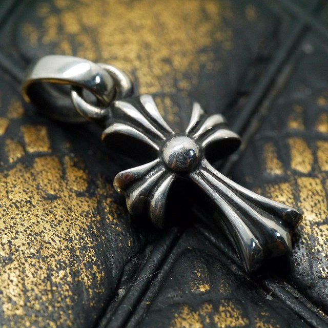 楽天市場】ベイビーファット ベビー クロス チャーム シルバー925