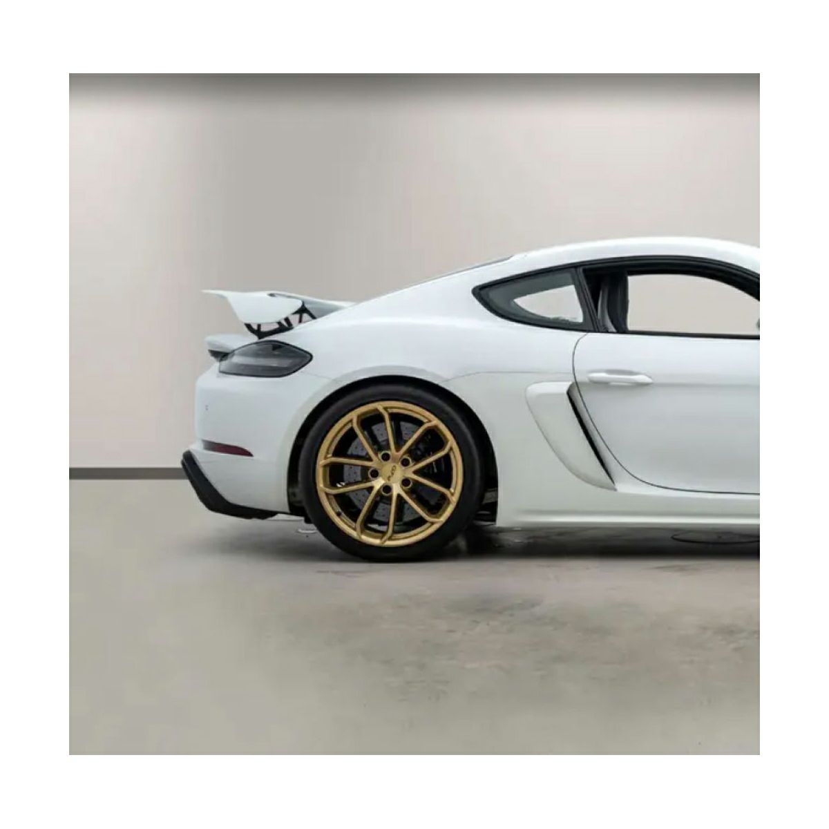 楽天市場】【ポルシェ純正】ポルシェ 718(982)ケイマン GT4 リア