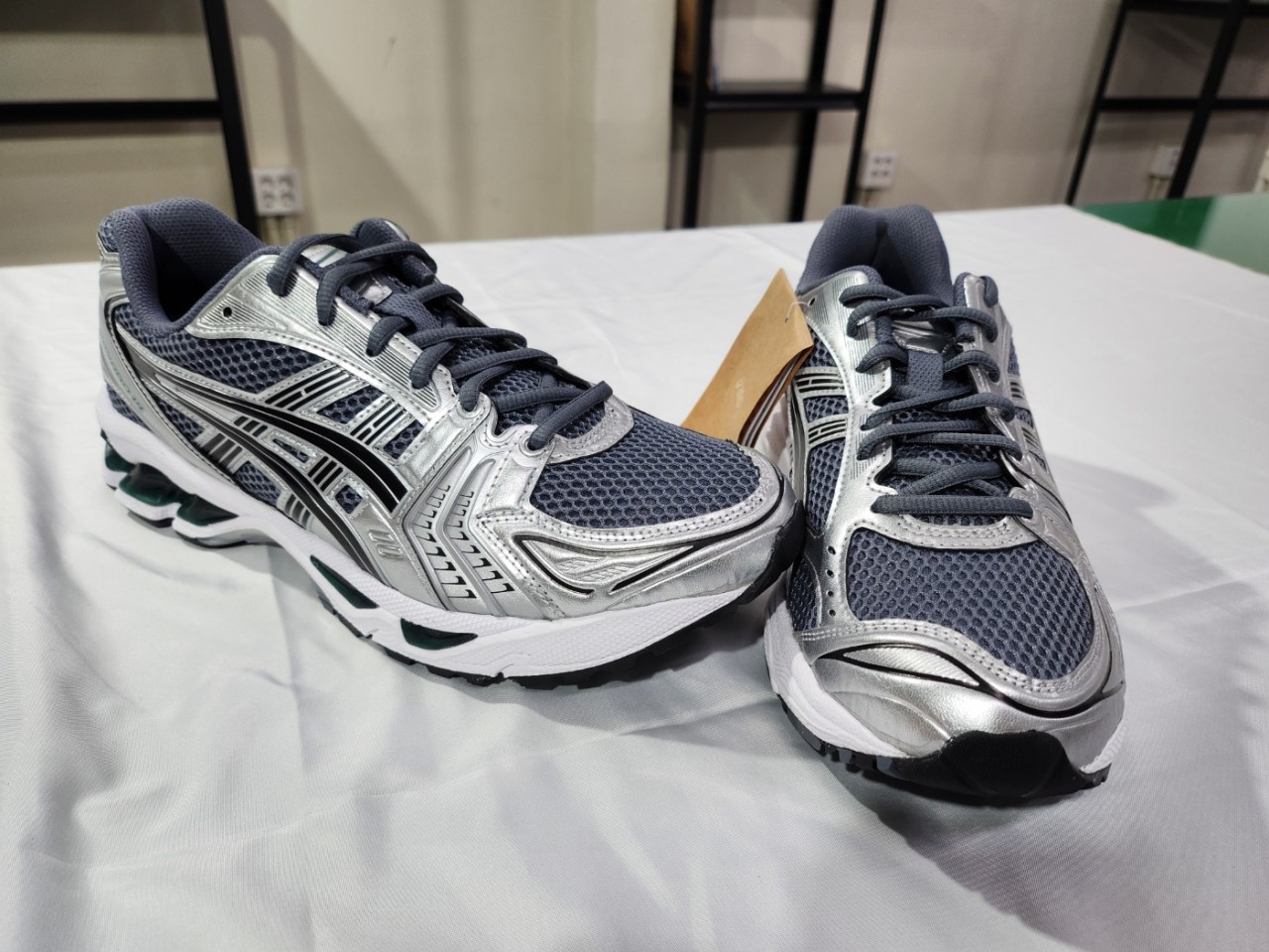 楽天市場】日本未入荷 Asics Gel-Kayano アシックス ゲル カヤノ 14